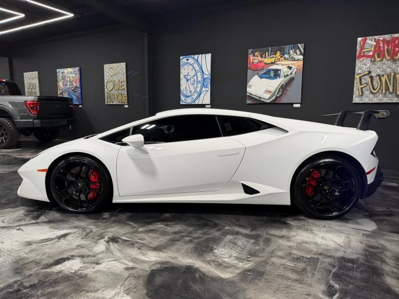2016 Lamborghini Huracan - Image 8 of 19