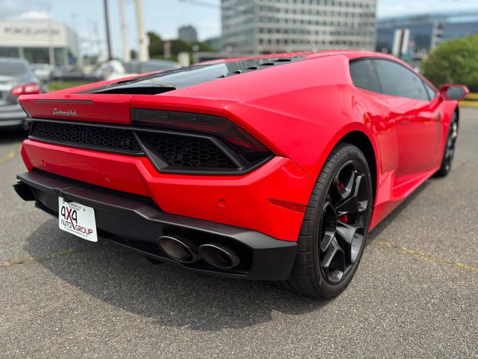 2016 Lamborghini Huracan - Image 13 of 20