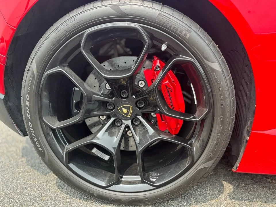 2016 Lamborghini Huracan - Image 15 of 20
