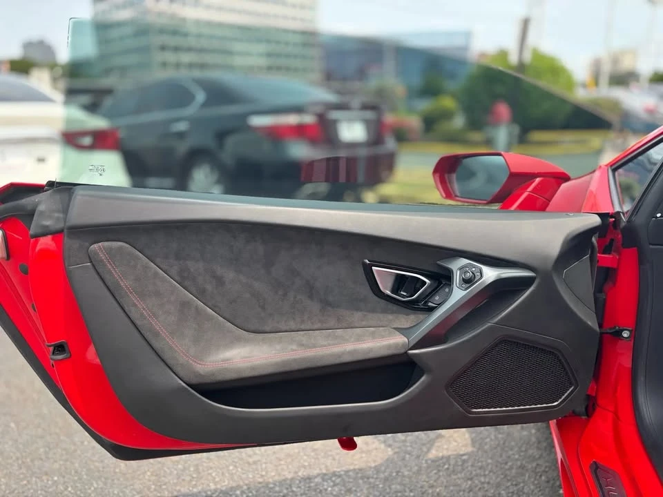 2016 Lamborghini Huracan - Image 19 of 20