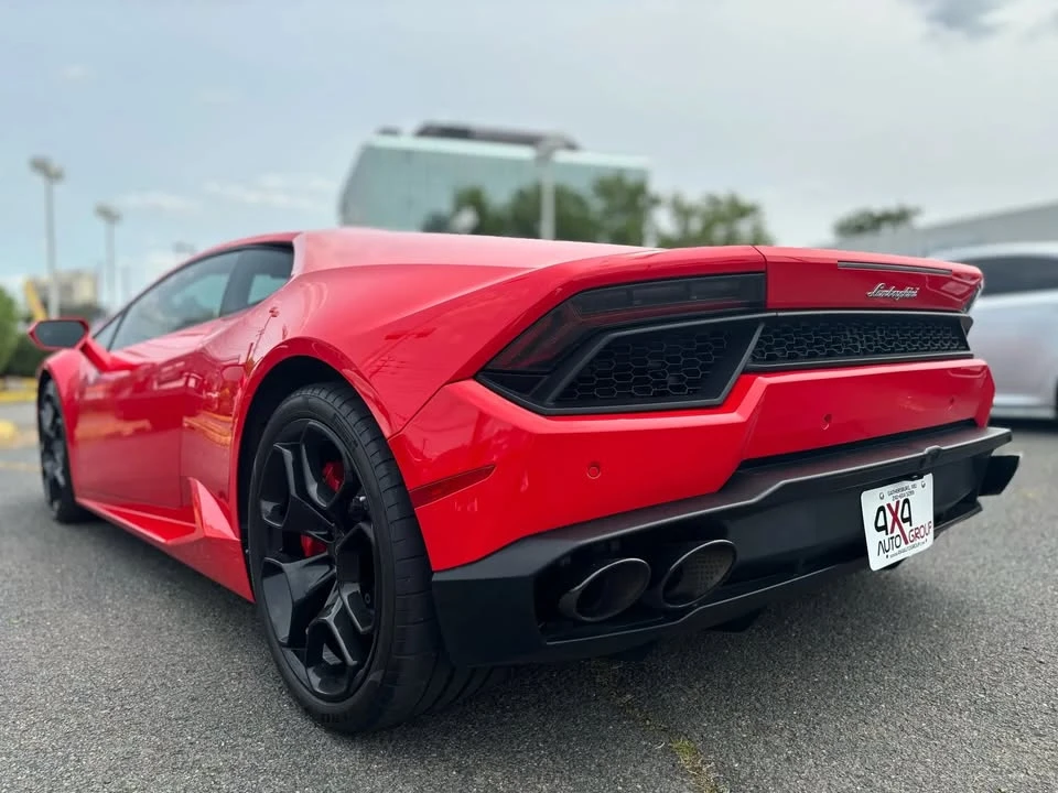 2016 Lamborghini Huracan - Image 9 of 20