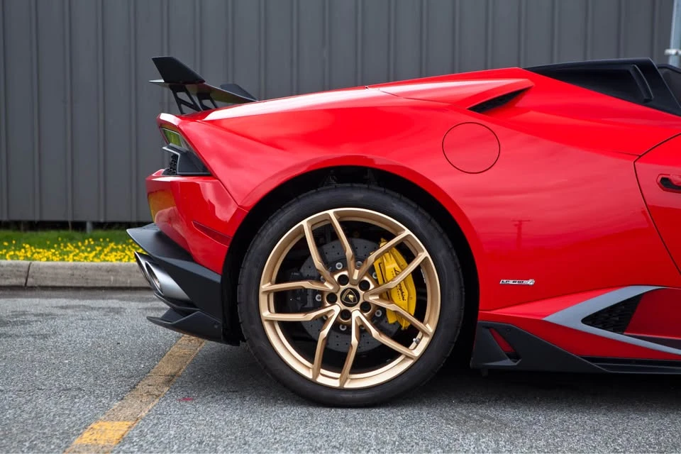 2016 Lamborghini Huracan - Image 3 of 15