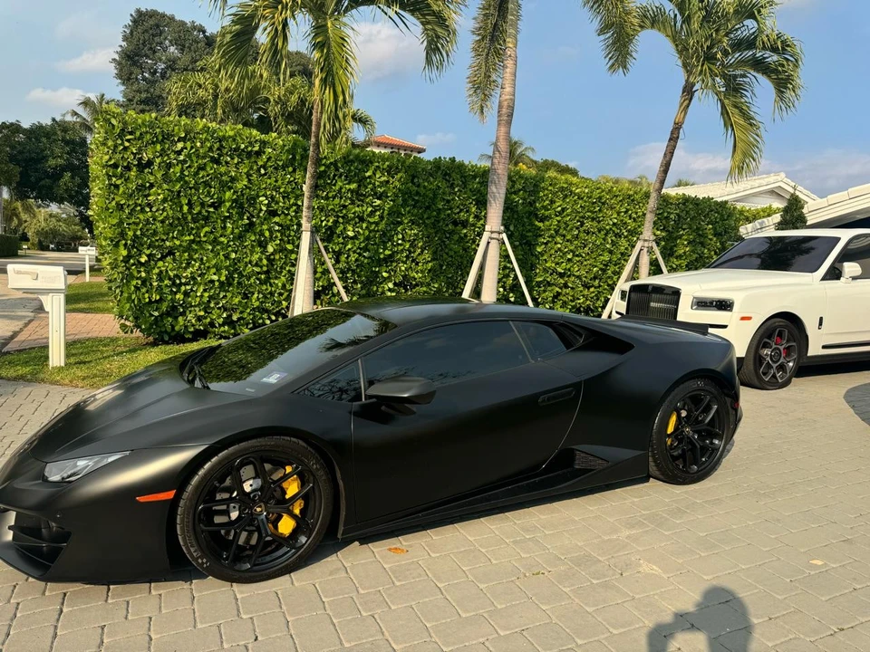 2016 Lamborghini Huracan LP580-2 - Image 2 of 21