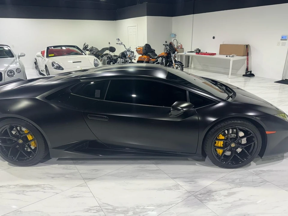 2016 Lamborghini Huracan LP580-2 - Image 18 of 21