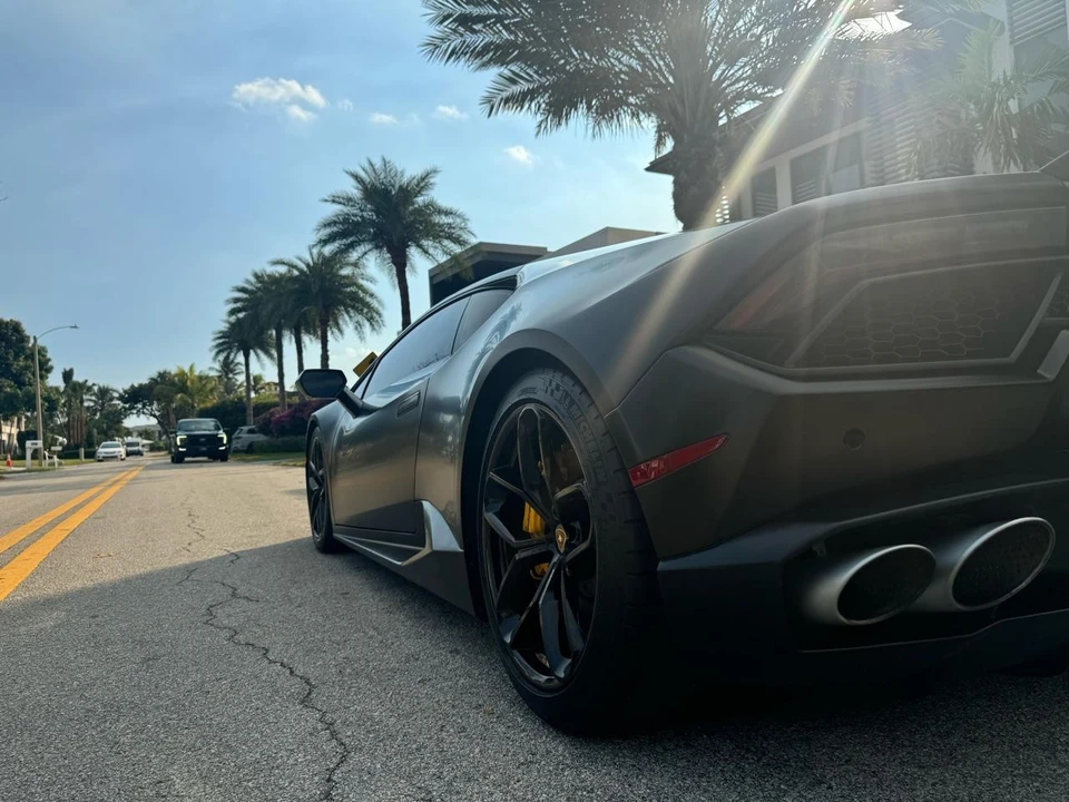 2016 Lamborghini Huracan LP580-2 - Image 7 of 21