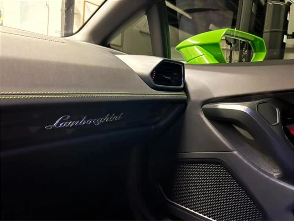 2016 Lamborghini Huracan - Image 5 of 21