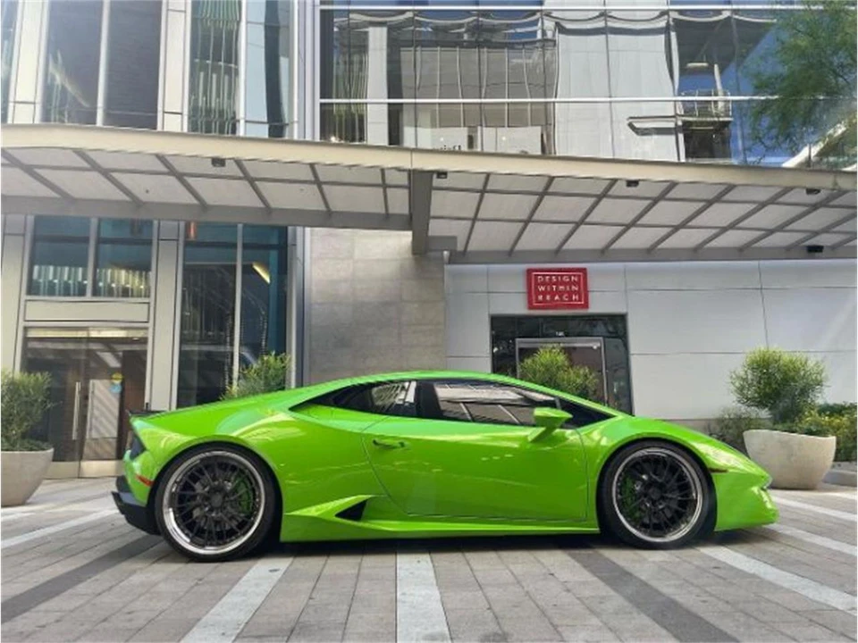 2016 Lamborghini Huracan - Image 18 of 21