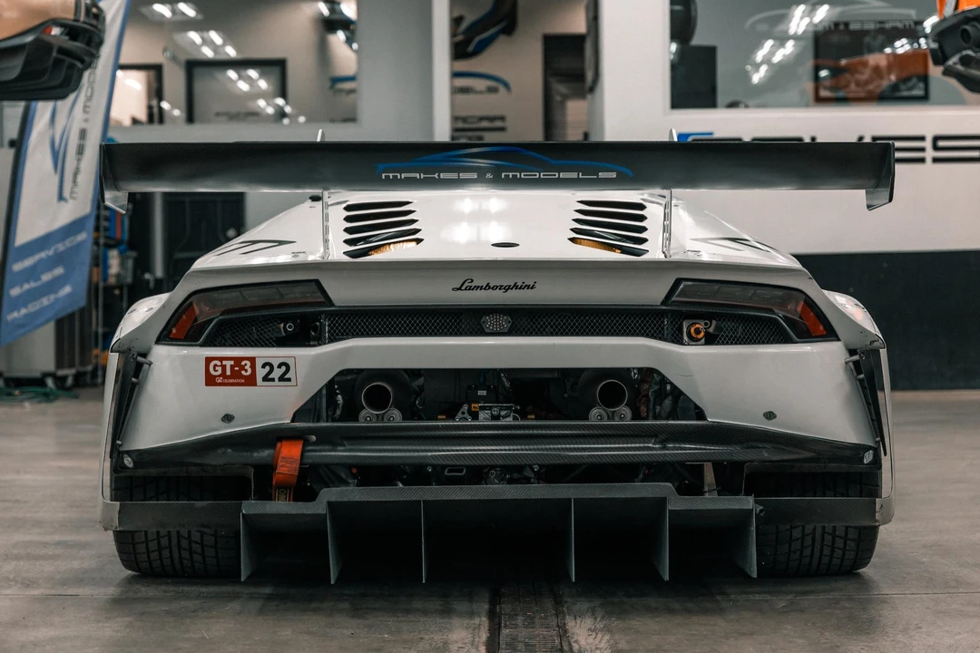 2016 Lamborghini Huracan LP610-4 - Image 9 of 31