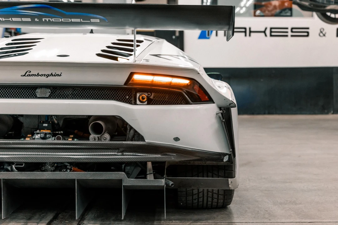 2016 Lamborghini Huracan LP610-4 - Image 30 of 31
