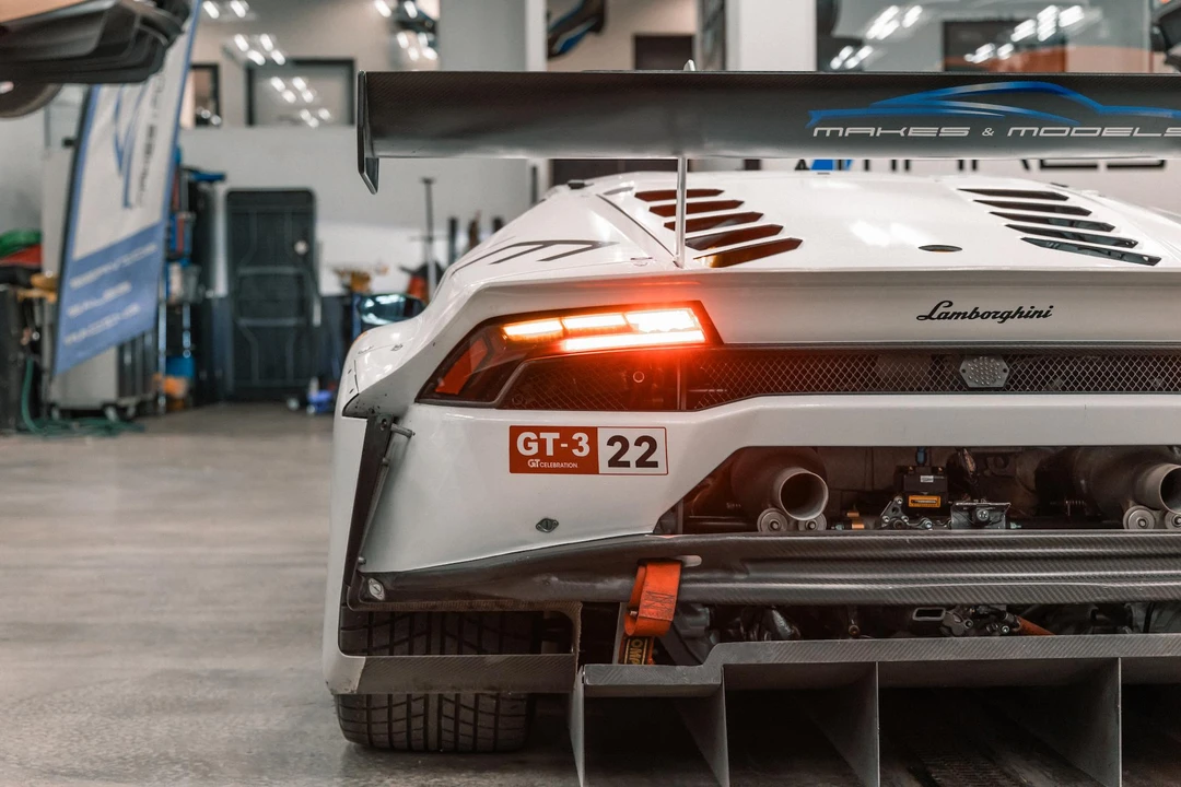 2016 Lamborghini Huracan LP610-4 - Image 29 of 31