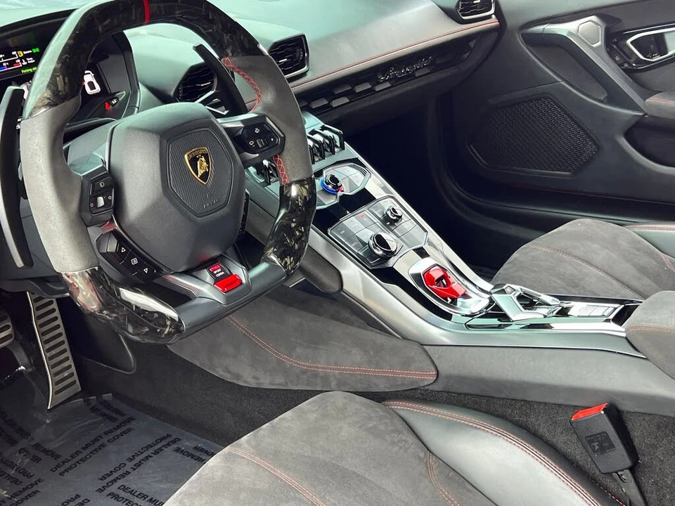 2016 Lamborghini Huracan LP580-2 - Image 2 of 31
