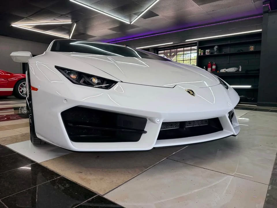 2016 Lamborghini Huracan LP580-2 - Image 9 of 20