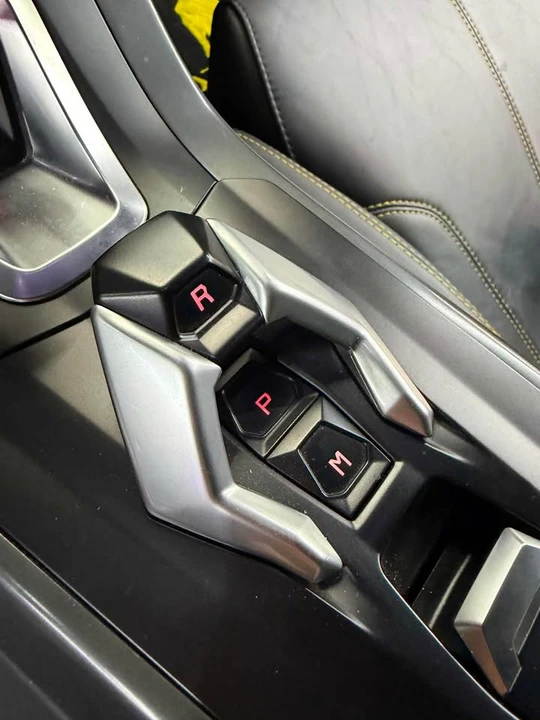 2016 Lamborghini Huracan LP580-2 - Image 13 of 20