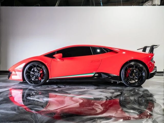 2016 Lamborghini Huracan LP580-2 - Image 13 of 21