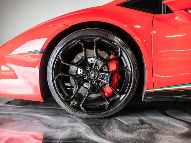 2016 Lamborghini Huracan LP580-2 - Image 16 of 21