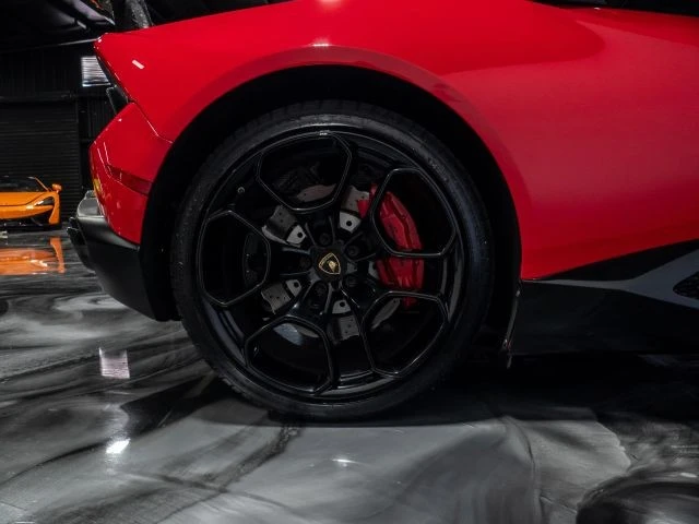 2016 Lamborghini Huracan LP580-2 - Image 18 of 21