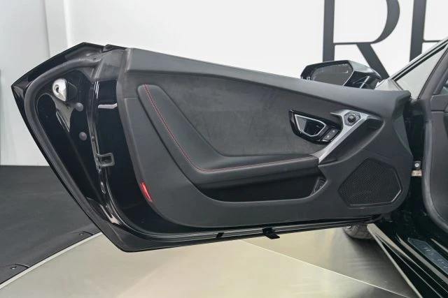 2016 Lamborghini Huracan LP580-2 - Image 16 of 25