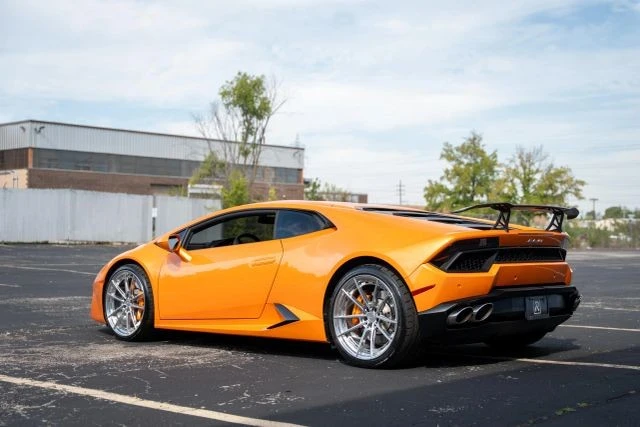 2016 Lamborghini Huracan LP580-2 - Image 12 of 21