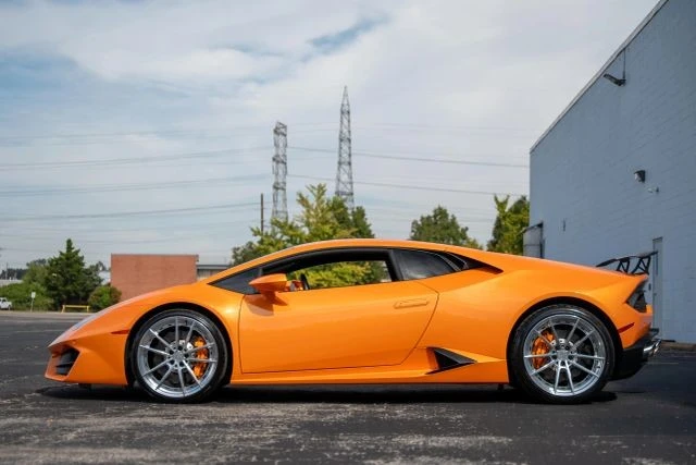 2016 Lamborghini Huracan LP580-2 - Image 13 of 21