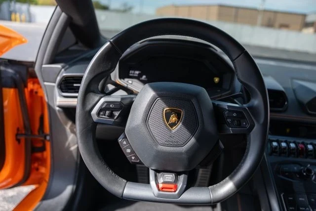 2016 Lamborghini Huracan LP580-2 - Image 20 of 21