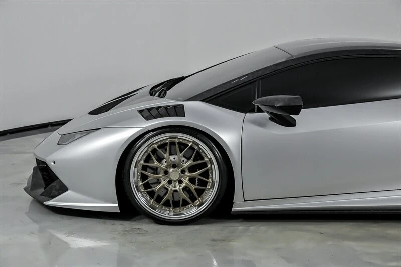 2016 Lamborghini Huracan LP580-2 - Image 12 of 21