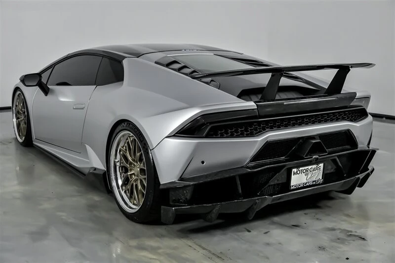 2016 Lamborghini Huracan LP580-2 - Image 15 of 21