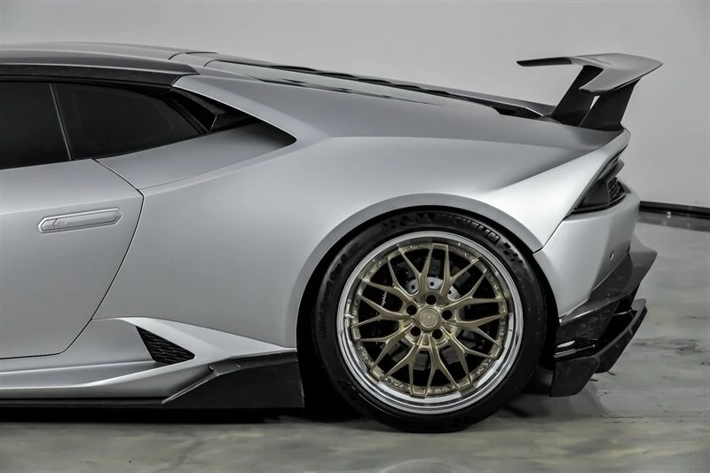 2016 Lamborghini Huracan LP580-2 - Image 14 of 21