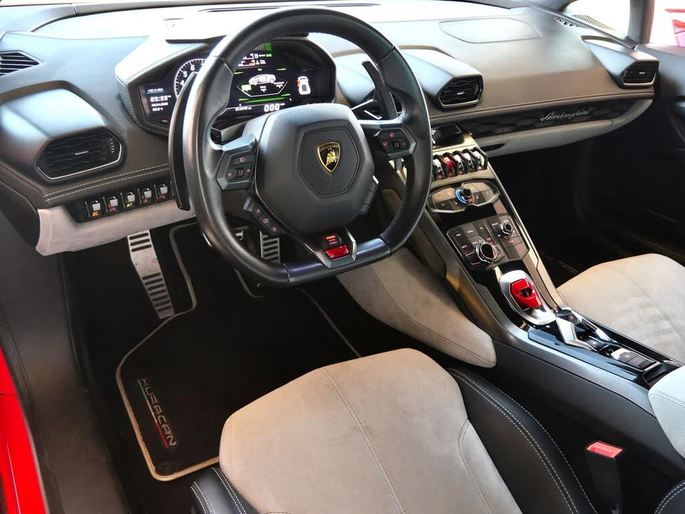 2016 Lamborghini Huracan LP580-2 - Image 13 of 20