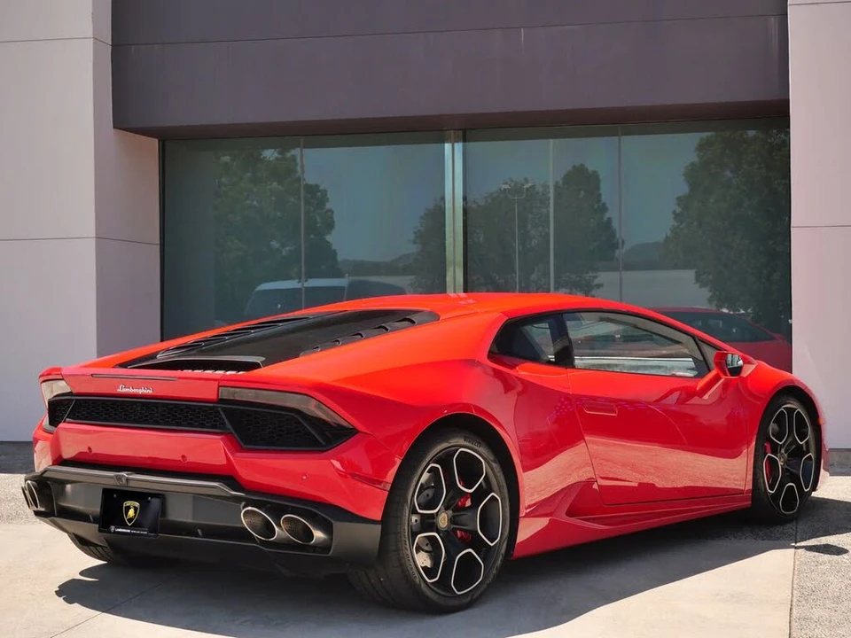 2016 Lamborghini Huracan LP580-2 - Image 3 of 20