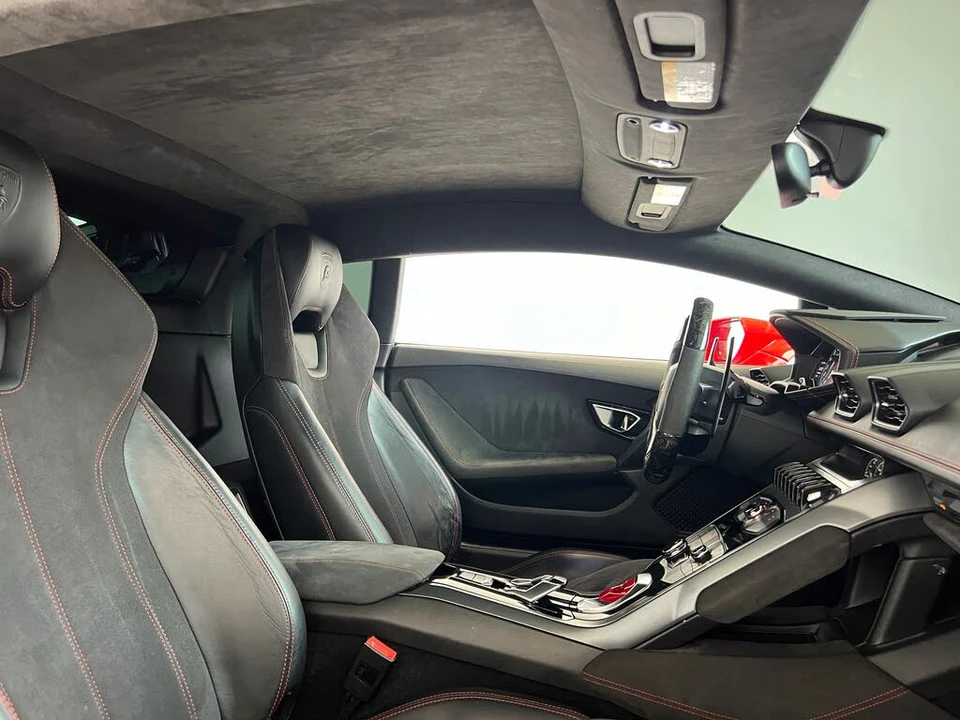 2016 Lamborghini Huracan LP580-2 - Image 17 of 31