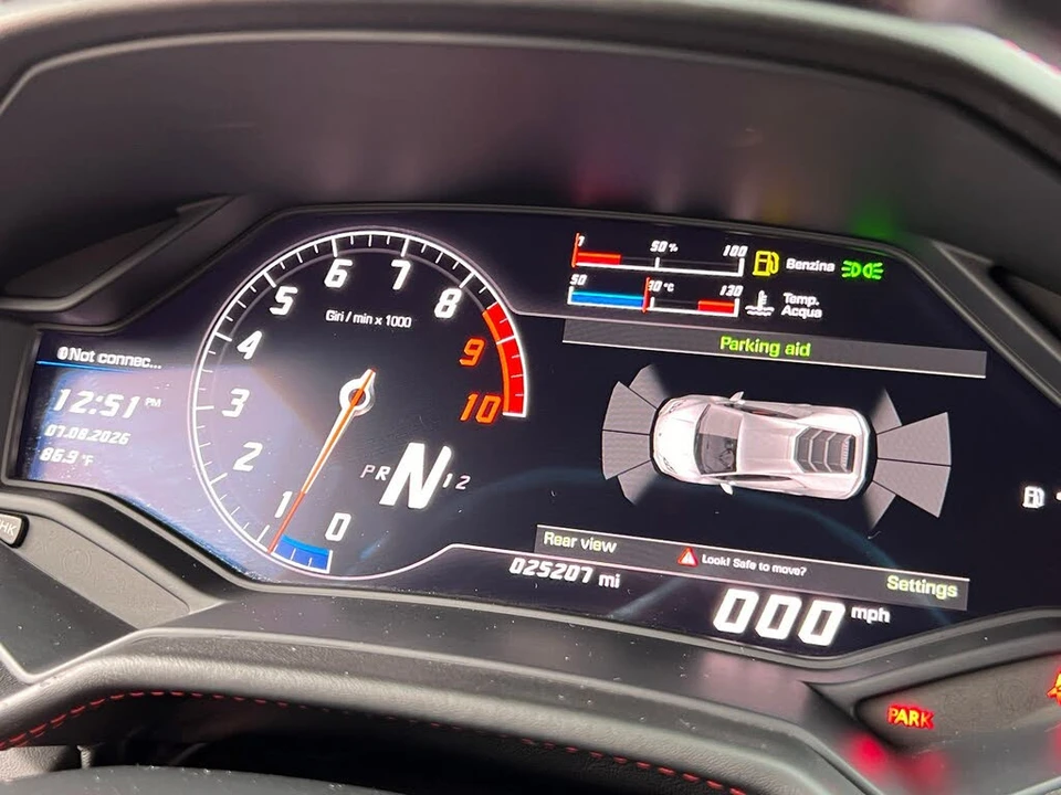 2016 Lamborghini Huracan LP580-2 - Image 24 of 31