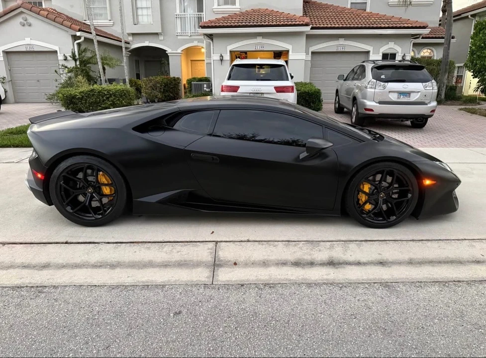2016 Lamborghini Huracan LP580-2 - Image 4 of 10