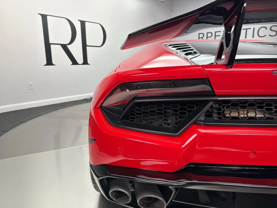 2016 Lamborghini Huracan LP580-2 - Image 15 of 31