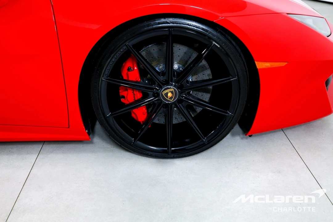 2016 Lamborghini Huracan LP580-2 - Image 28 of 31