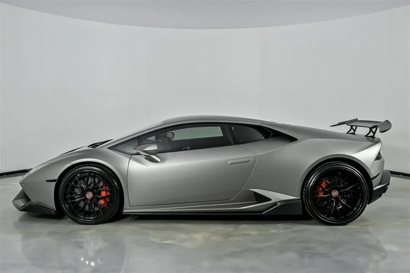 2016 Lamborghini Huracan LP610-4 - Image 10 of 21