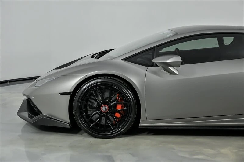 2016 Lamborghini Huracan LP610-4 - Image 9 of 21