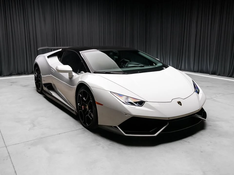 2016 Lamborghini Huracan LP610-4 - Image 10 of 17