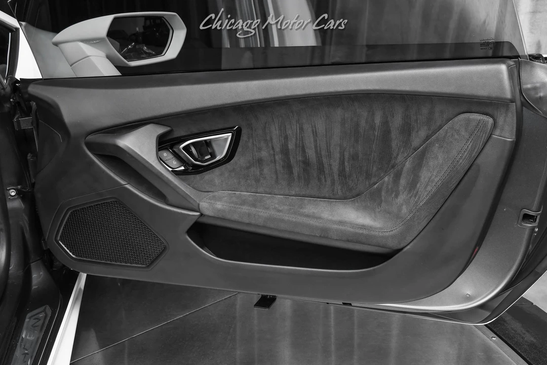2016 Lamborghini Huracan LP610-4 - Image 22 of 31