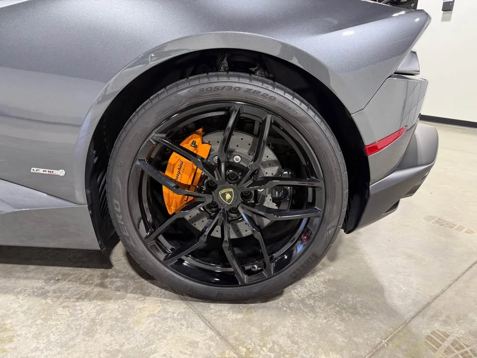 2016 Lamborghini Huracan LP610-4 - Image 11 of 20