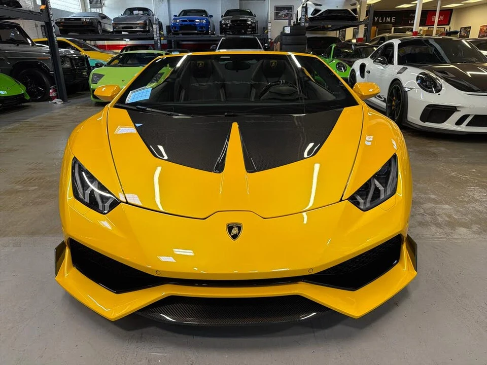 2016 Lamborghini Huracan LP610-4 - Image 2 of 31