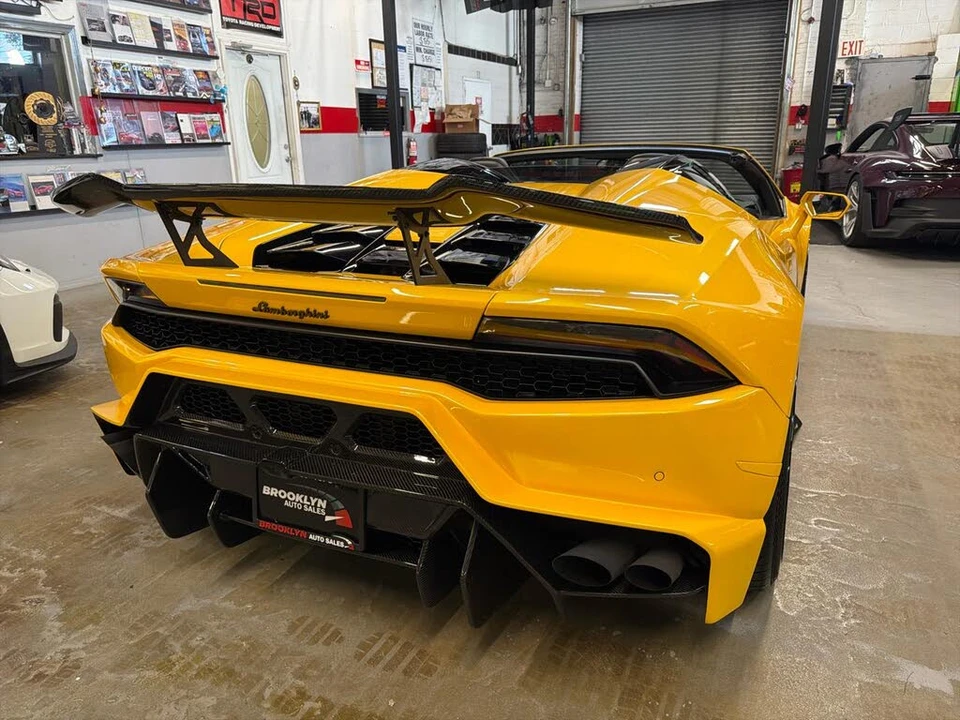 2016 Lamborghini Huracan LP610-4 - Image 6 of 31