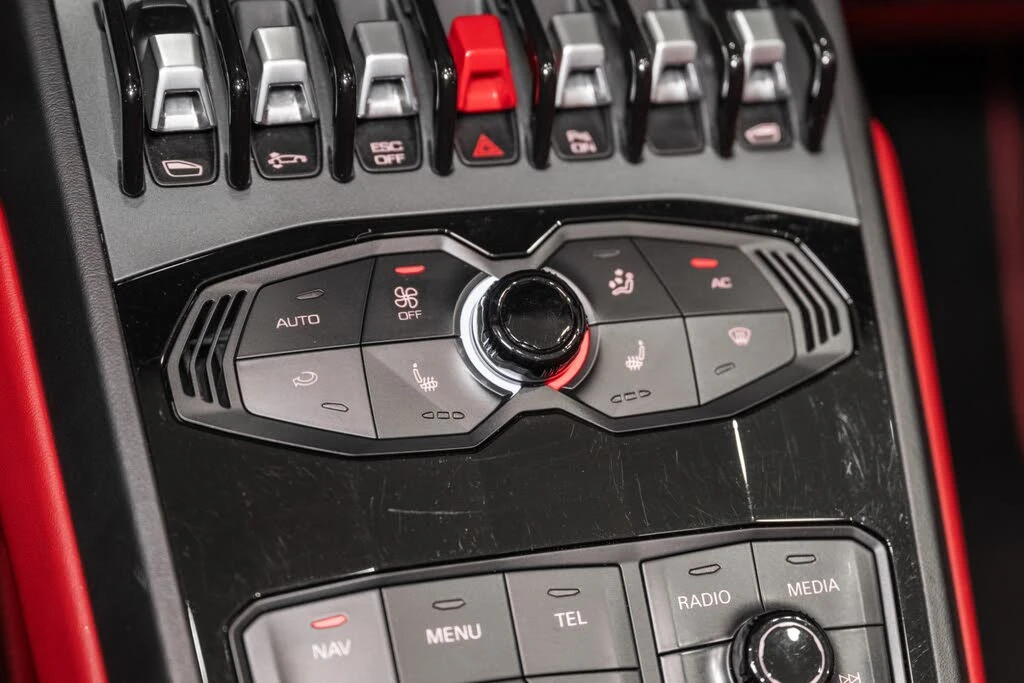 2016 Lamborghini Huracan LP610-4 - Image 27 of 31