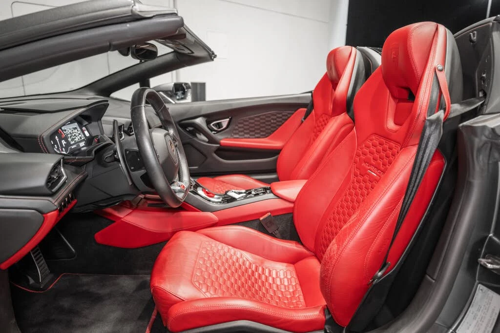 2016 Lamborghini Huracan LP610-4 - Image 2 of 31