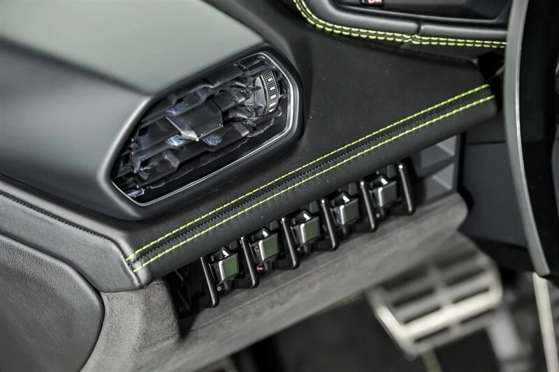 2016 Lamborghini Huracan LP610-4 - Image 18 of 31