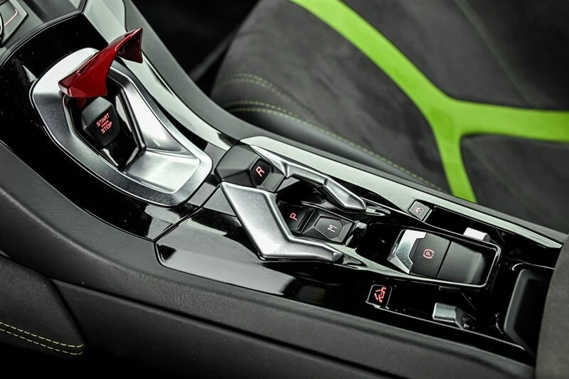 2016 Lamborghini Huracan LP610-4 - Image 30 of 31