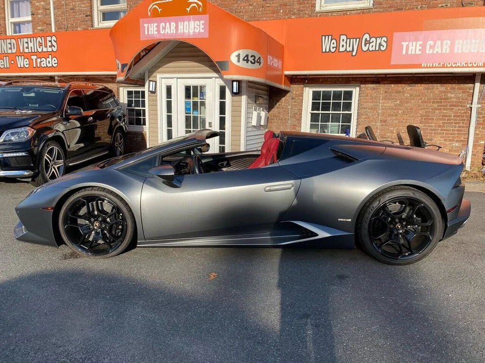 2016 Lamborghini Huracan LP610-4 - Image 2 of 31