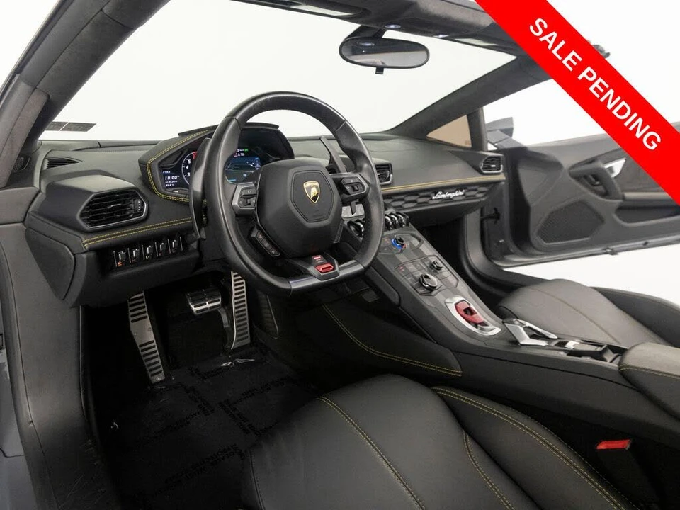 2016 Lamborghini Huracan LP610-4 - Image 12 of 31
