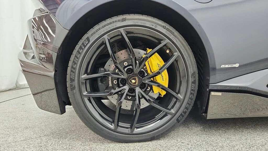 2016 Lamborghini Huracan LP610-4 - Image 13 of 31