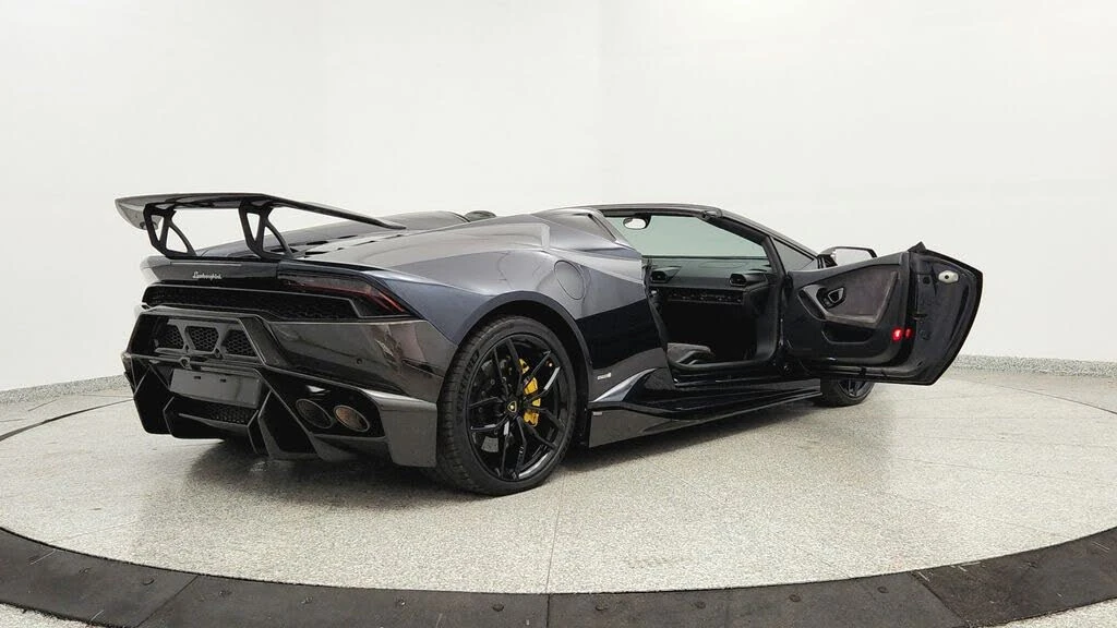 2016 Lamborghini Huracan LP610-4 - Image 11 of 31