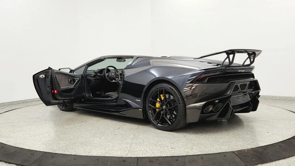 2016 Lamborghini Huracan LP610-4 - Image 10 of 31